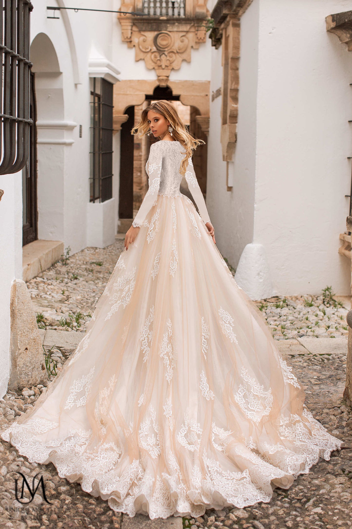 Ariel - Long Sleeve Elegant Mermaid Modest Wedding Dress