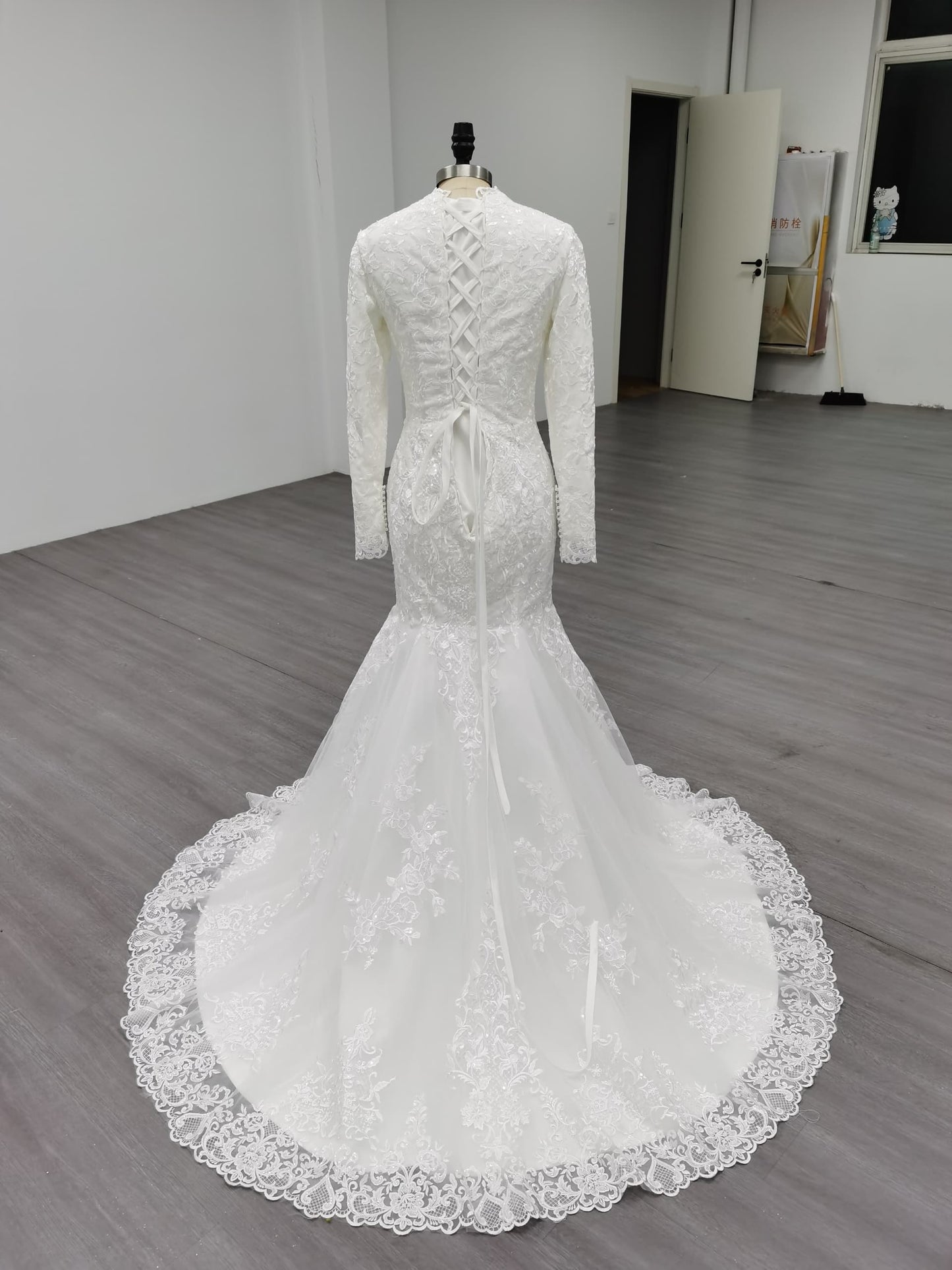 Ariel - Long Sleeve Elegant Mermaid Modest Wedding Dress