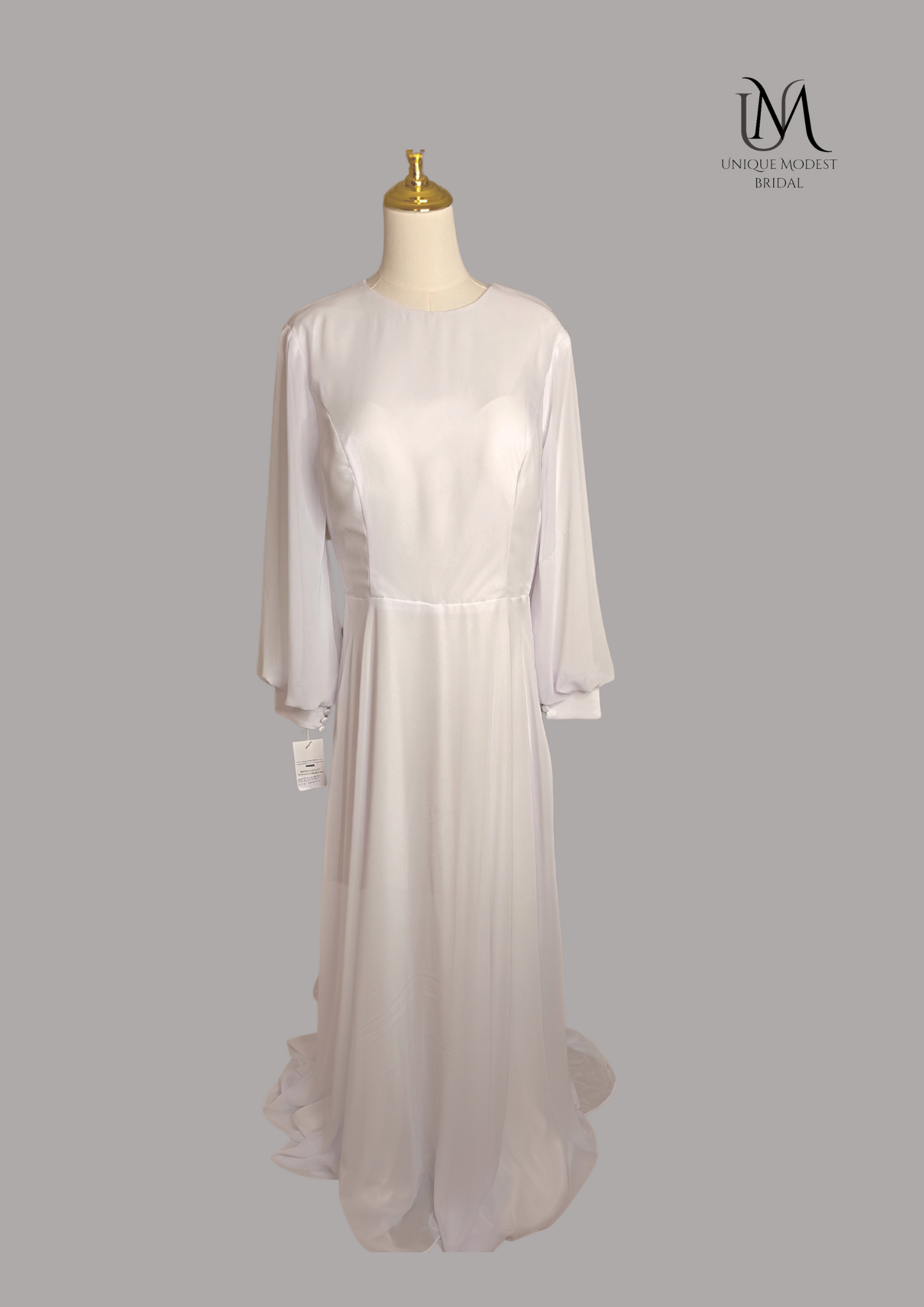 Moon - Elegant Minimalist Chiffon Modest Wedding Dress