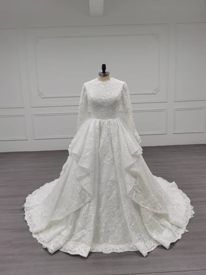 Sophia - Elegant Modest Wedding Dress in Satin and Lace