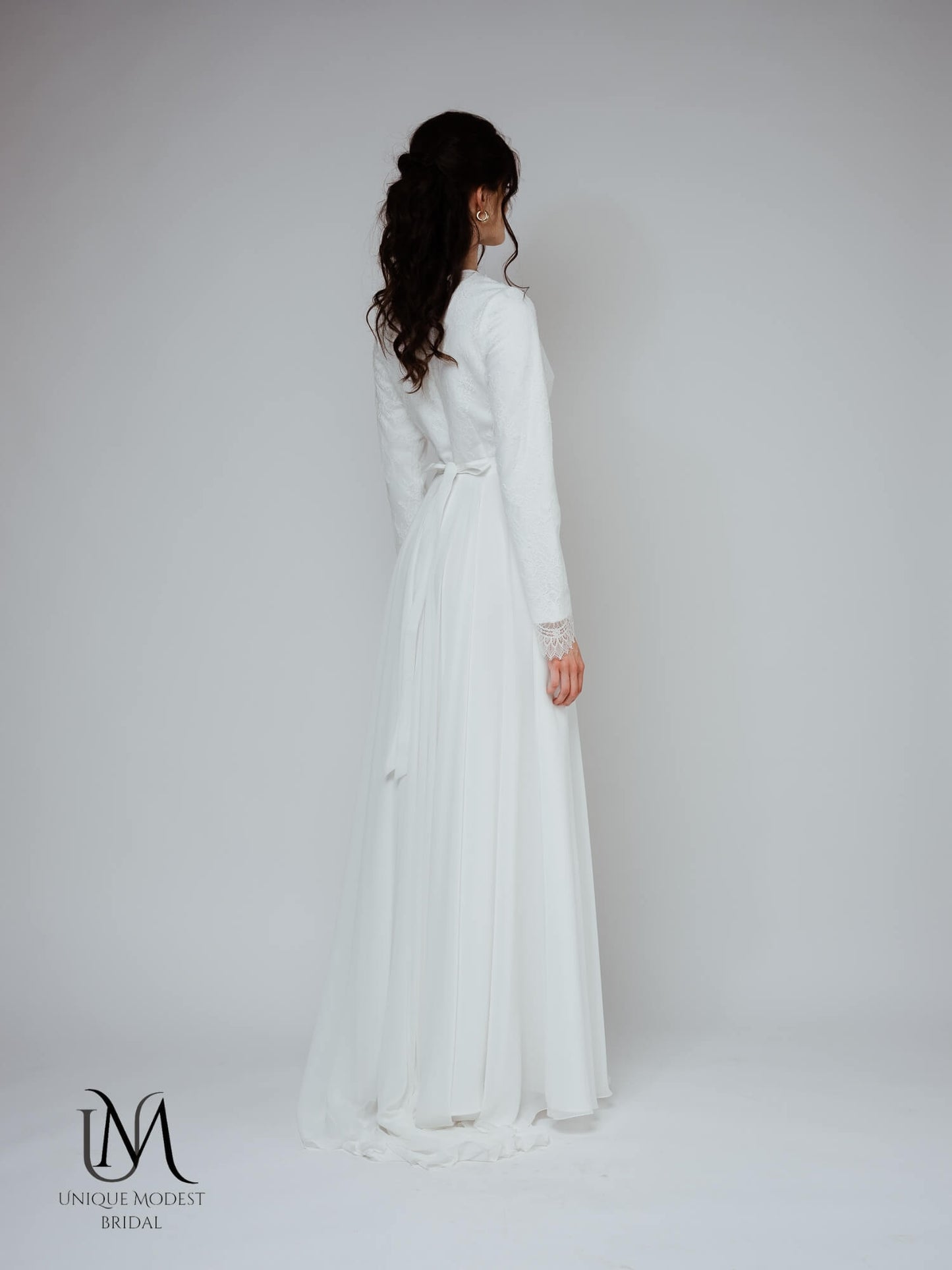 Ivy - Timeless Modest A-Line Wedding Dress