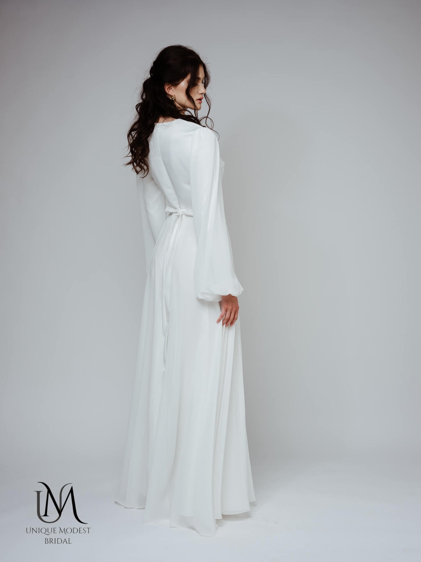 Pearl - Modest Long-Sleeve A-Line Wedding Dress
