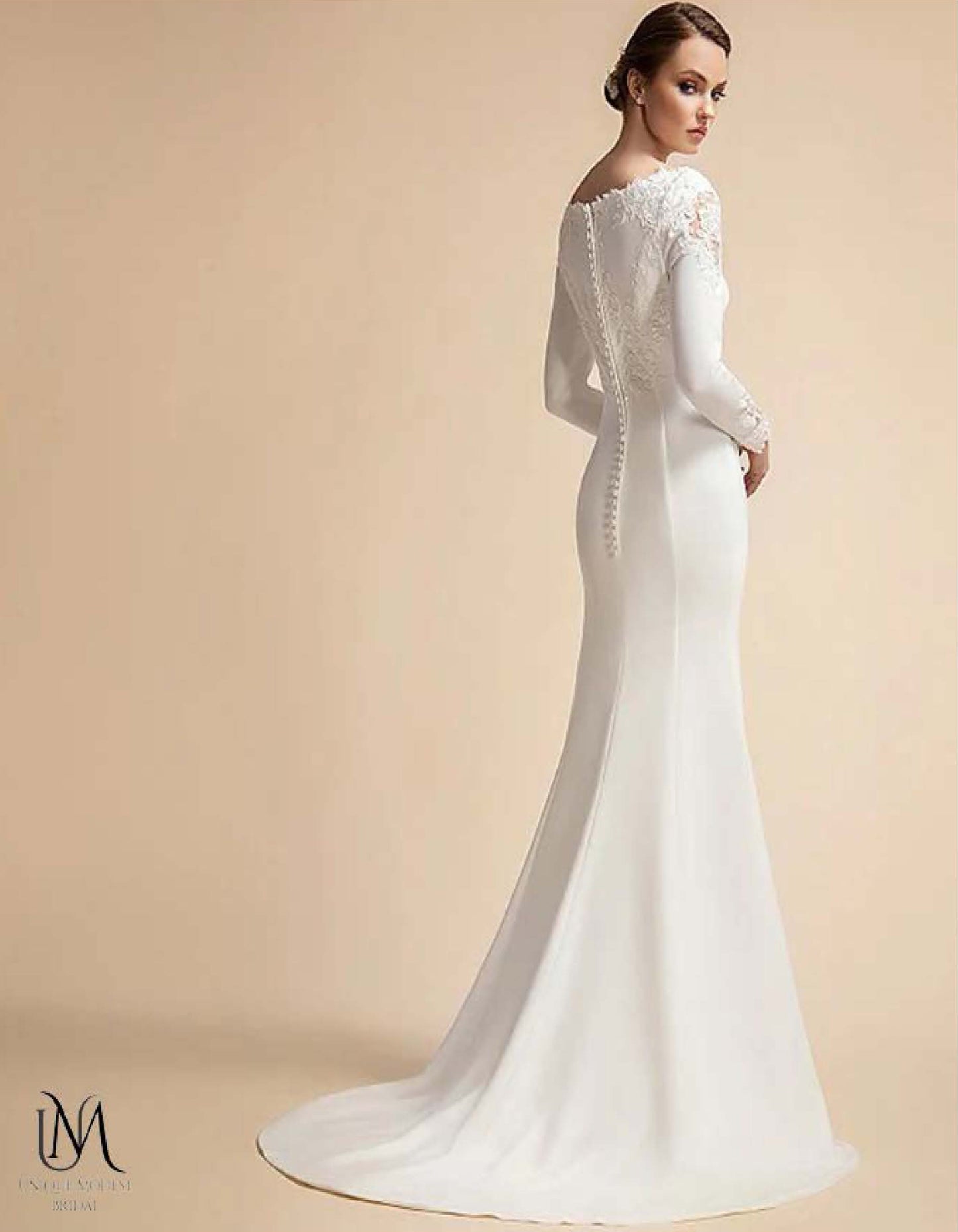 Glow - Minimalist Modest Mermaid Wedding Dress