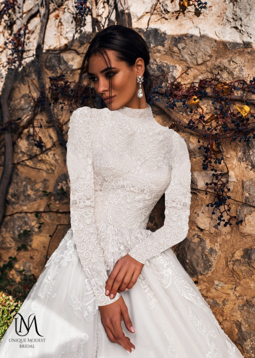 Bloomify - Elegant A-Line Long Sleeve Modest Wedding Dress