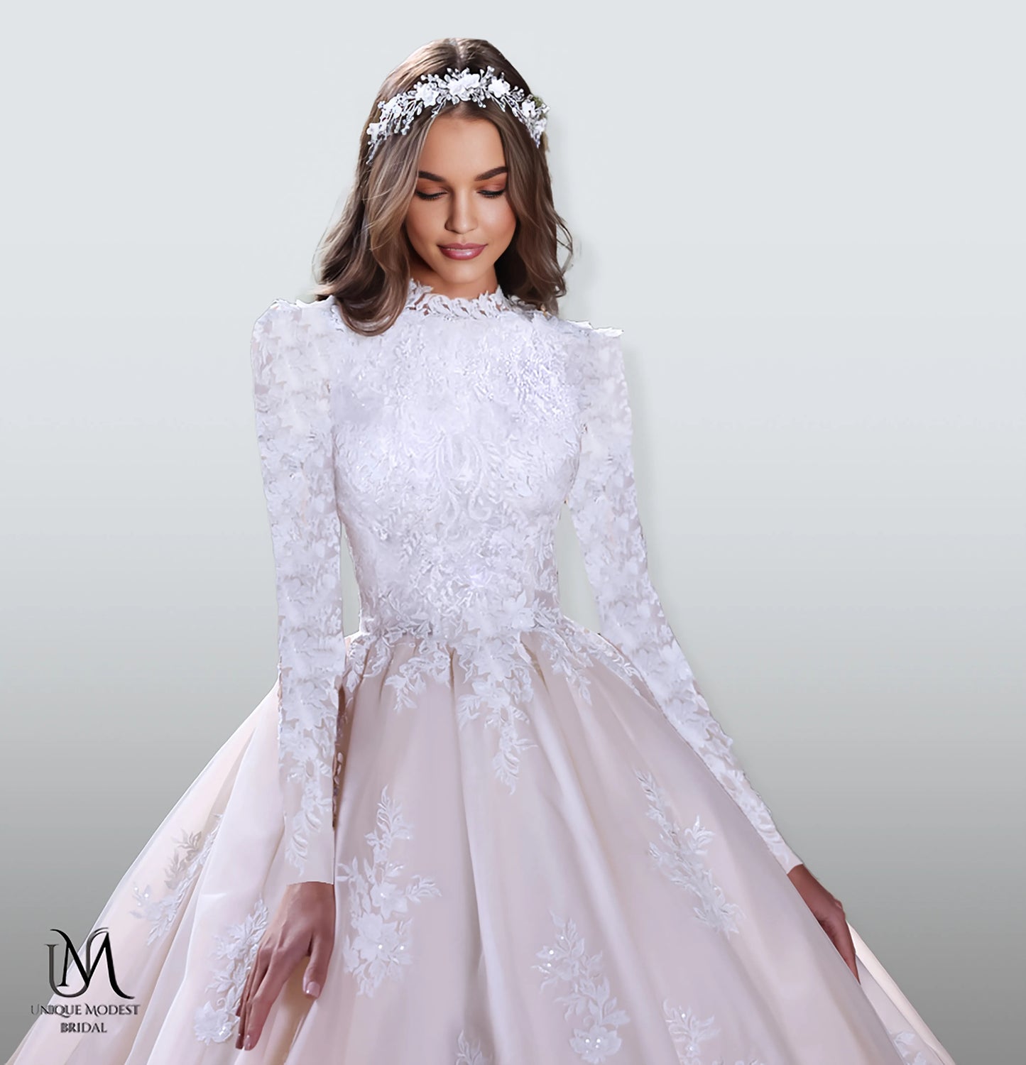 Aurora - Elegant A-Line / Ball Gown Modest Wedding Dress