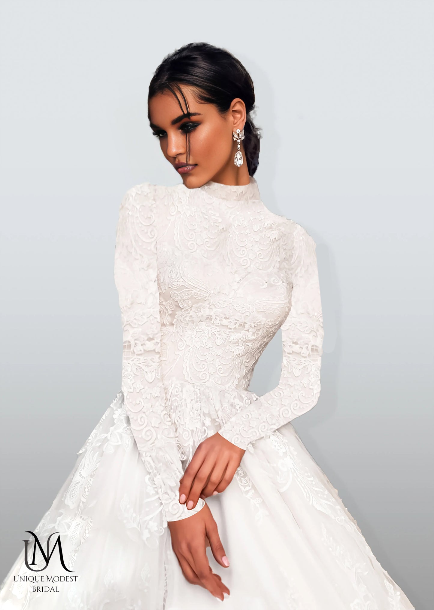 Bloomify - Elegant A-Line Long Sleeve Modest Wedding Dress