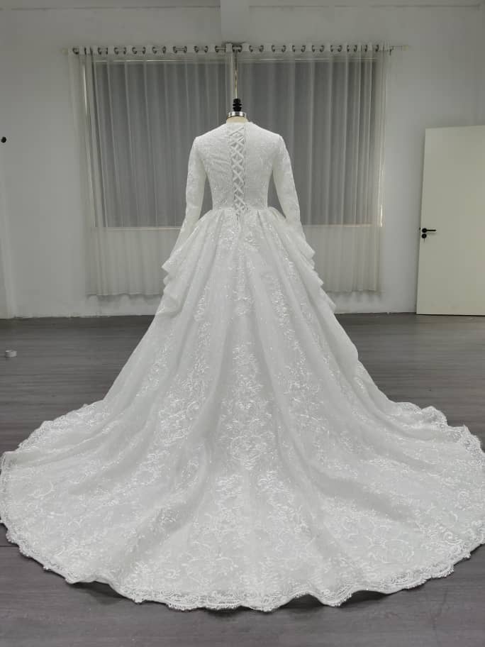 Sophia - Elegant Modest Wedding Dress in Satin and Lace