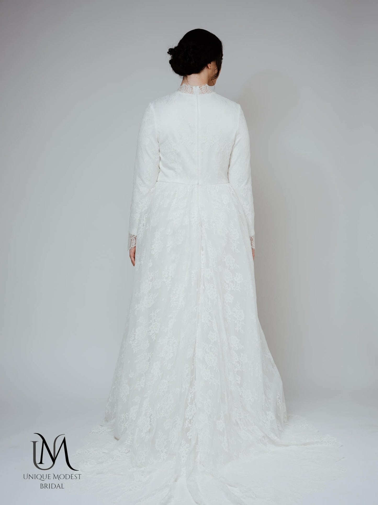 Angel - Modest Lace Plus Size Wedding Dress