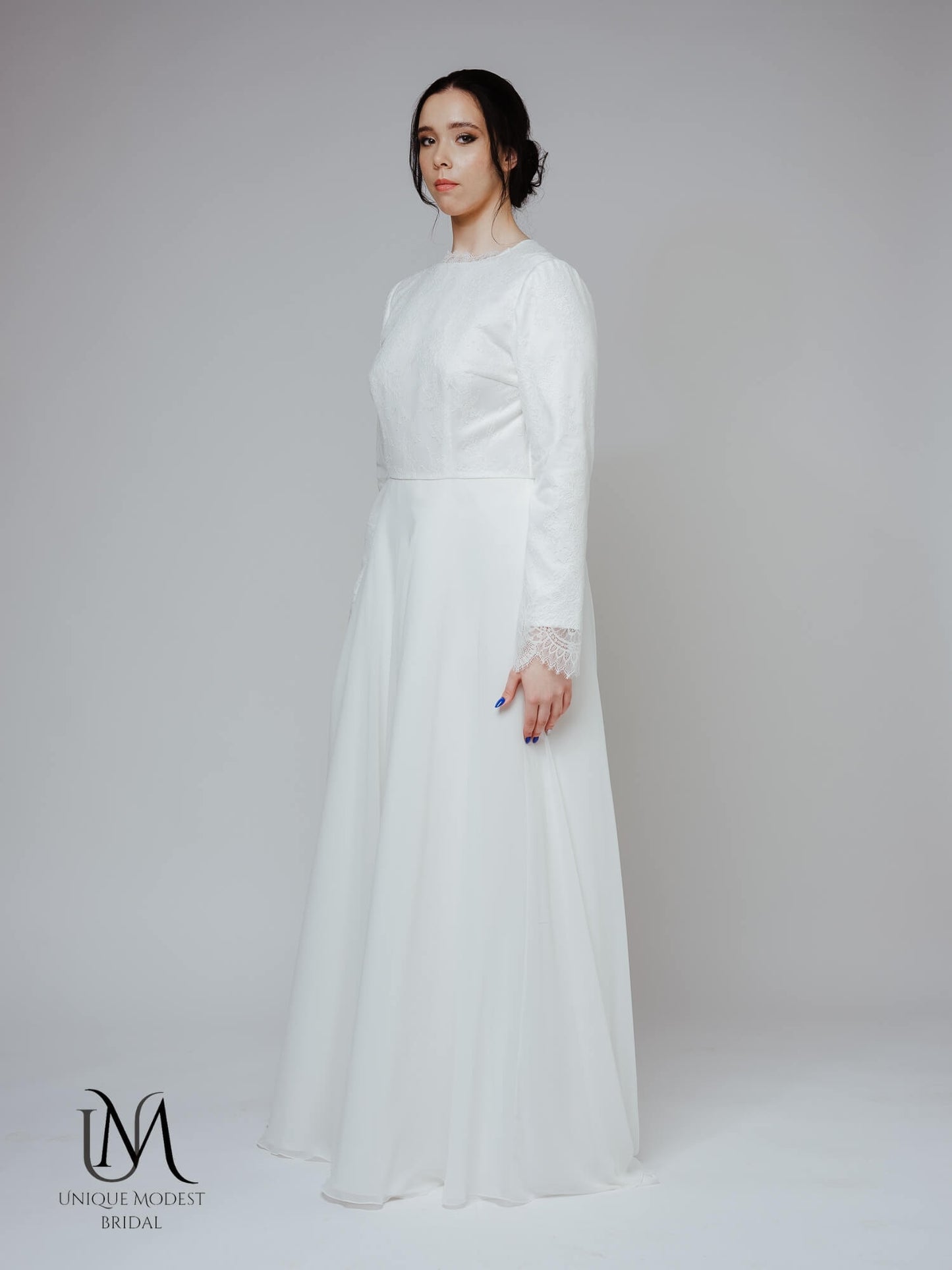 Ivy - Modest Plus-Size Long-Sleeve Lace Wedding Dress