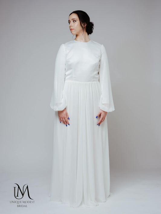 Pearl – Modest Plus-Size Satin Long-Sleeve Wedding Dress