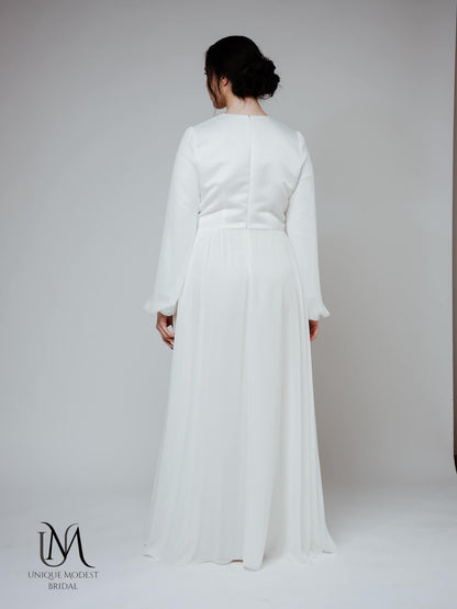 Pearl – Modest Plus-Size Satin Long-Sleeve Wedding Dress