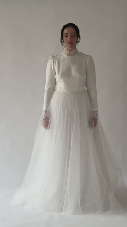 Diamond - Tulle Plus Size Modest Wedding Dress